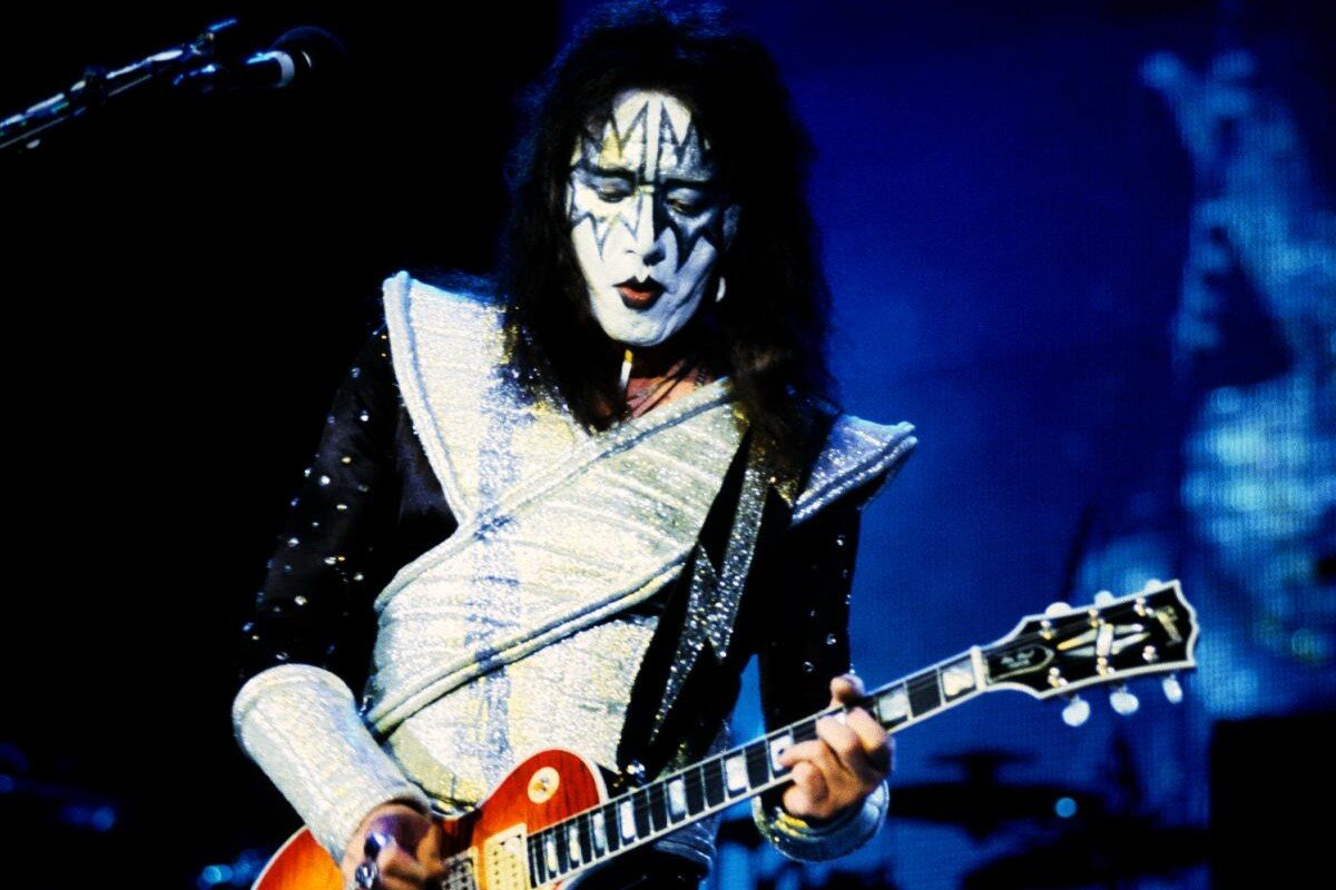 KISS