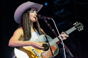Kacey Musgraves' 'Middle of Nowhere' Tour