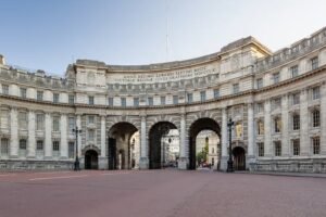 Waldorf Astoria Takes Admiralty Arch, and London's Restaurant Game Just Shifted