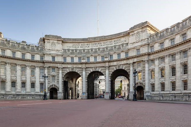 Waldorf Astoria Takes Admiralty Arch, and London's Restaurant Game Just Shifted