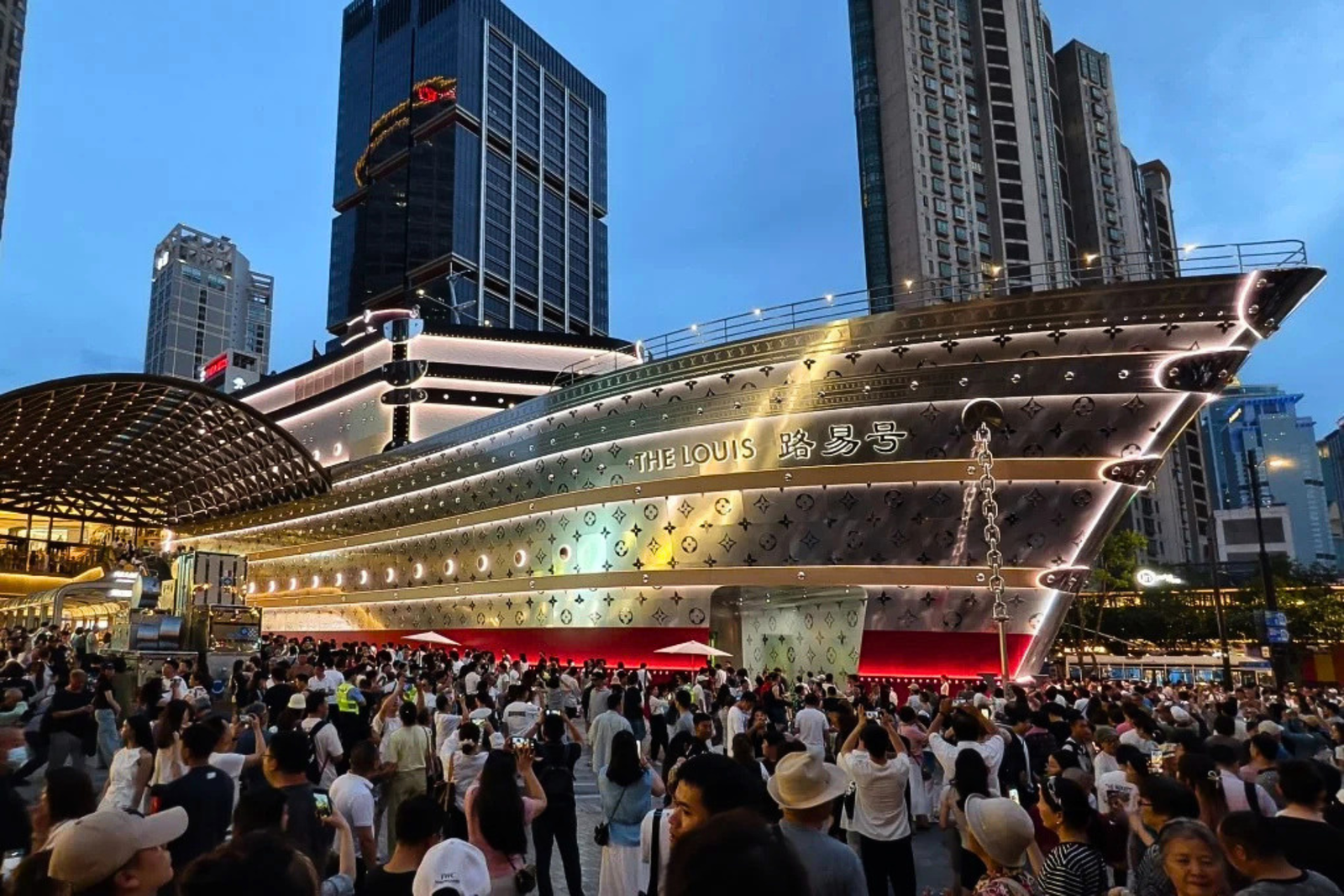LVMH's Fashion Empire Crumbles: Q3 China Collapse Sends Louis Vuitton Into Freefall